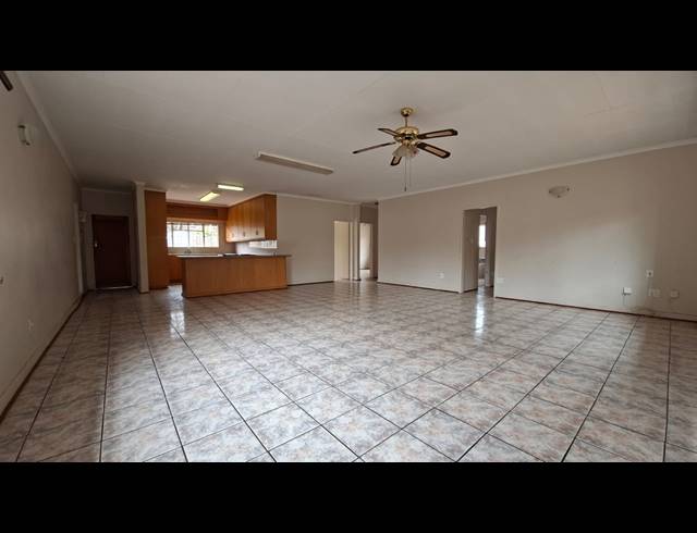 2 BEDROOM TOWNHOUSE TO LET IN IRENE PARK